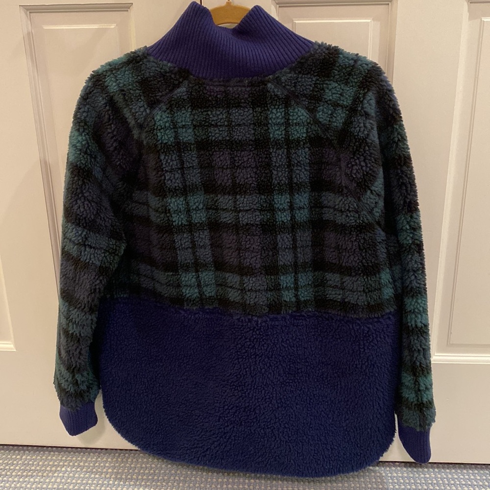 Vineyard Vines Black Watch Fleece 1/4 Zip - Picture 2 of 8
